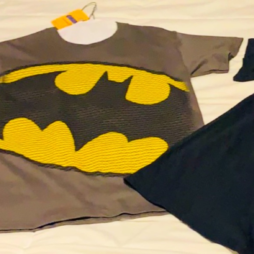NEW Batman T-shirt mens medium